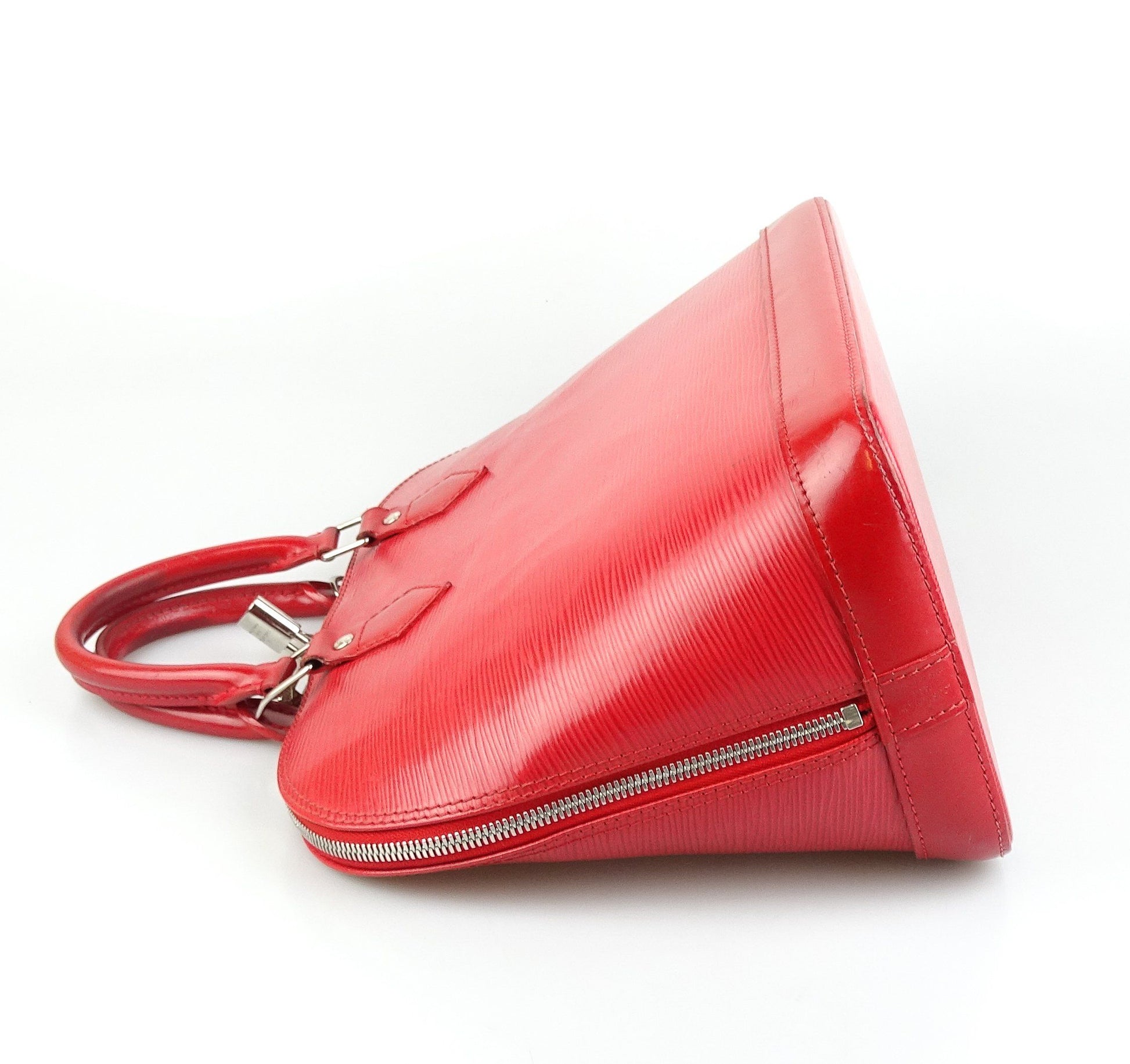 Louis Vuitton Pochette Epi MM Coquelicot in Leather with Silver