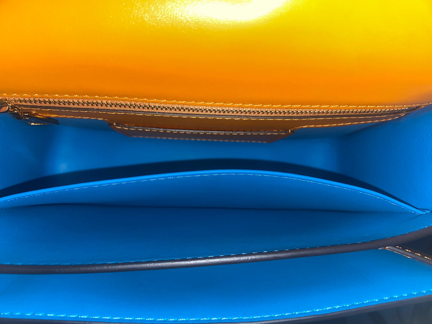 Louis Vuitton Pont 9 Summer Gold